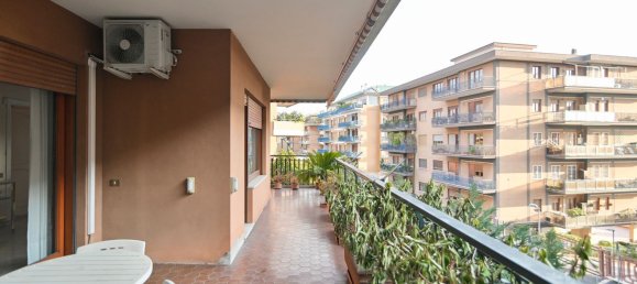 6 rooms Apartment in Rome, Italy No. 203068 11