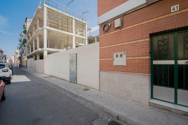 110m² Land in Granada, Spain No. 228403