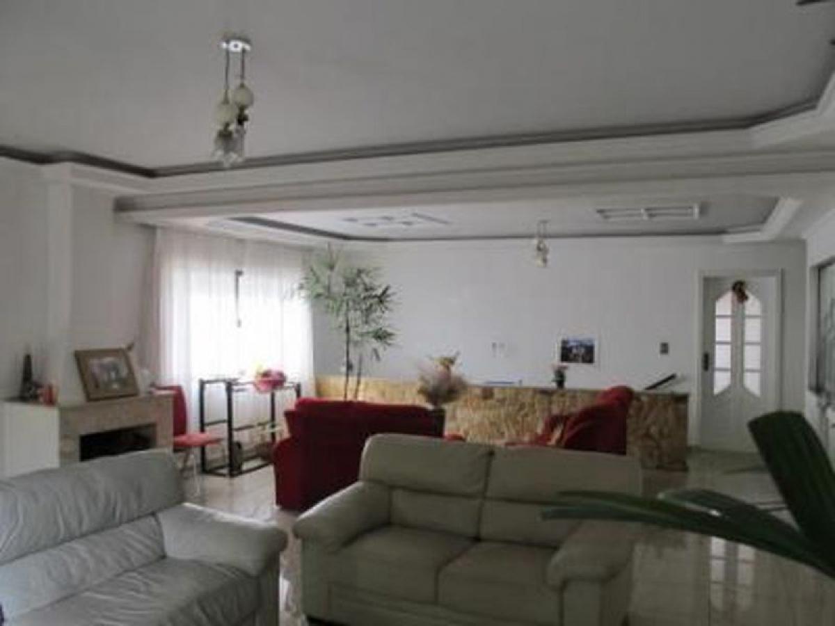 Casa de 4 dormitorios en Sao Paulo, Brazil No. 461955