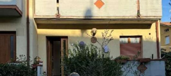 8 rooms Apartment in Fano, Italy No. 310639 2