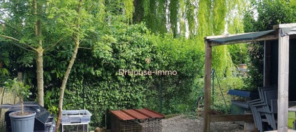 Casa de 3 dormitorios en Chennegy, France No. 54132 3