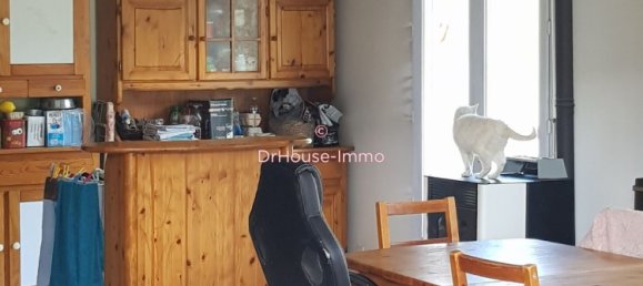 Casa de 3 dormitorios en Chennegy, France No. 54132 2