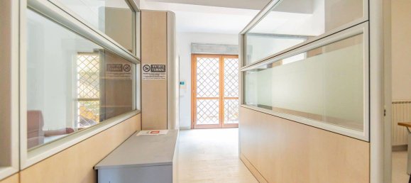 5-salle Bureau à Frascati, Italy No. 298642 6