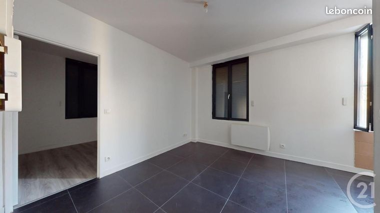 1 bedroom Apartment in Aubervilliers, France No. 315723