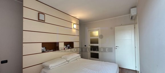 3 غرف نوم بانتهاوس في Bovisio Masciago, Italy رقم 364643 2