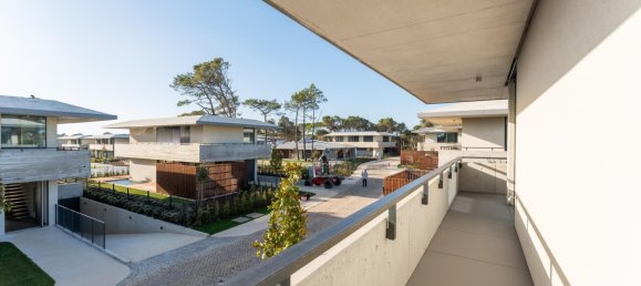 4 bedrooms Villa in Cascais, Portugal No. 103586 12