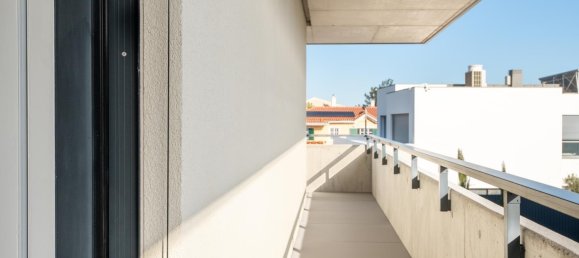 4 bedrooms Villa in Cascais, Portugal No. 103586 11