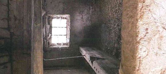 3 bedrooms House in Donato, Italy No. 381120 12