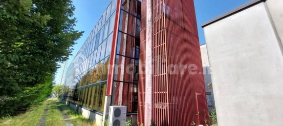 3500m² Warehouse in Peschiera Borromeo, Italy No. 311099 14