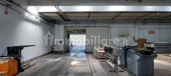 3500m² Warehouse in Peschiera Borromeo, Italy No. 311099 10