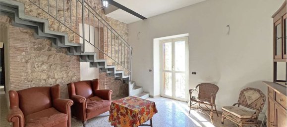 10 rooms House in Atina, Italy No. 91684 9