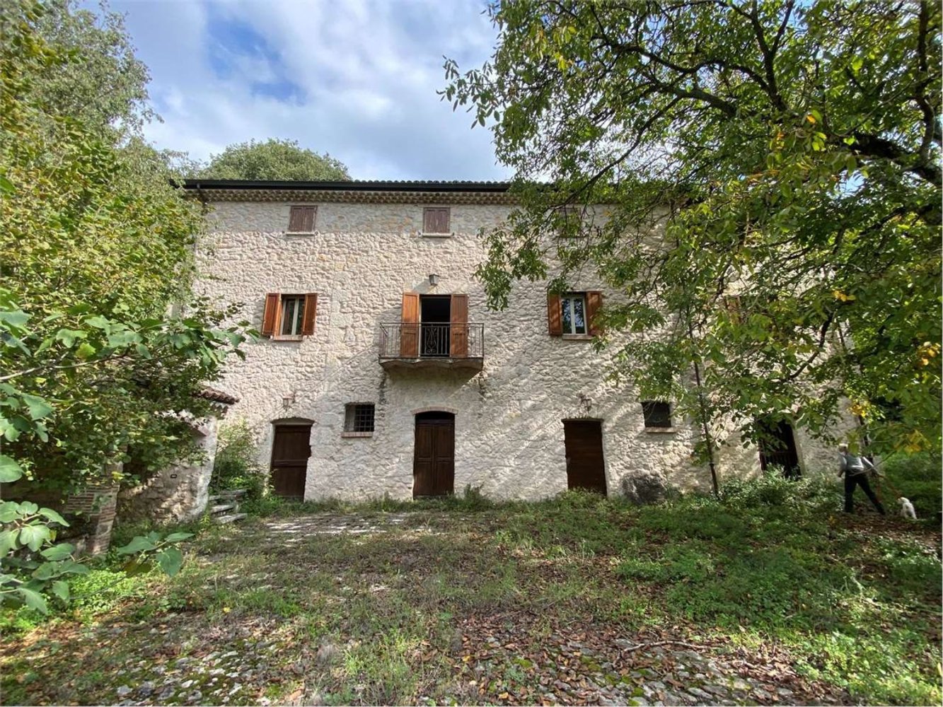 10 rooms House in Atina, Italy No. 91684