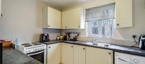 2 bedrooms Apartment in Feltham, United Kingdom No. 9838 5