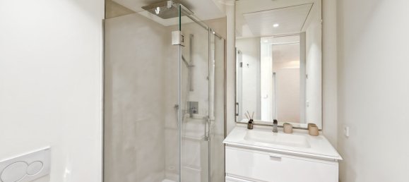 Apartamento de 2 dormitorios en Estepona, Spain No. 146677 42