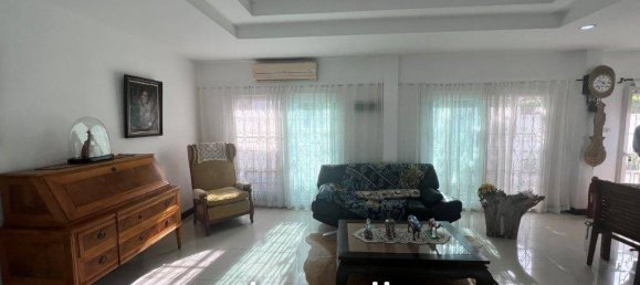5 bedrooms Villa in Hua Hin, Thailand No. 21977 3