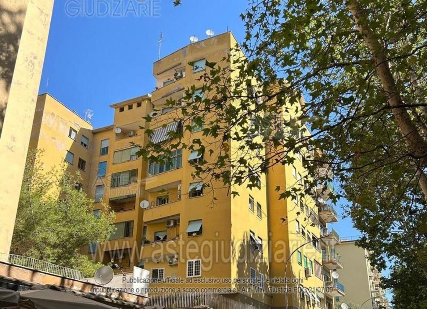 3 rooms Apartment in Rome, Italy No. 190310