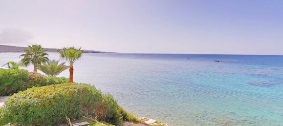 4 bedrooms Villa in Coral Bay, Cyprus No. 21854 20