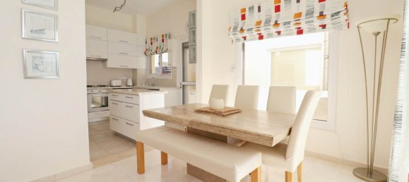 4 bedrooms Villa in Coral Bay, Cyprus No. 21854 7