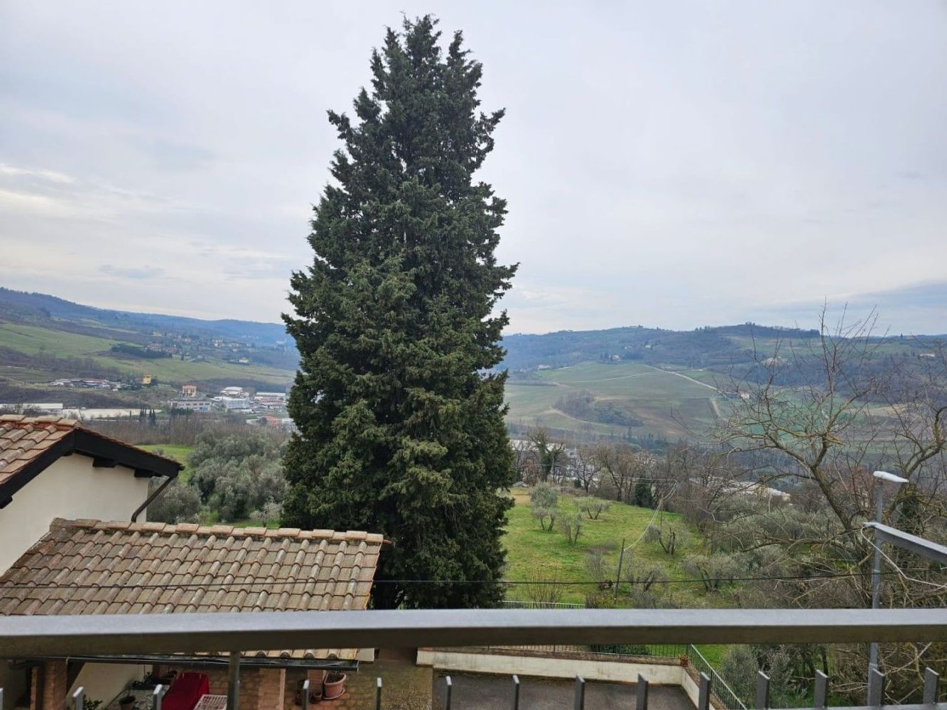 4 rooms Apartment in Pelago, Italy No. 146470