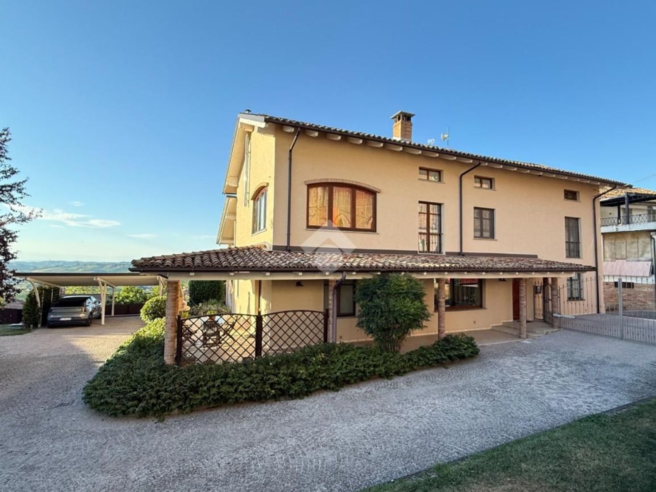 6 Schlafzimmer Villa in San Marzano Oliveto, Italy, Nr. 360988