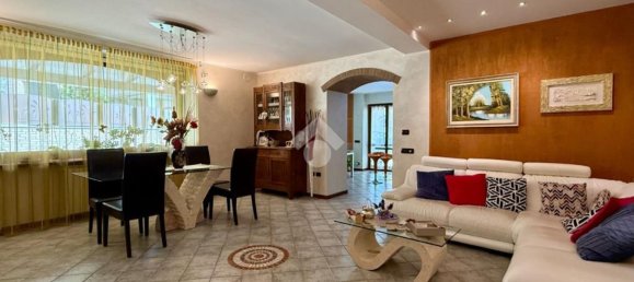 6 Schlafzimmer Villa in San Marzano Oliveto, Italy, Nr. 360988 13