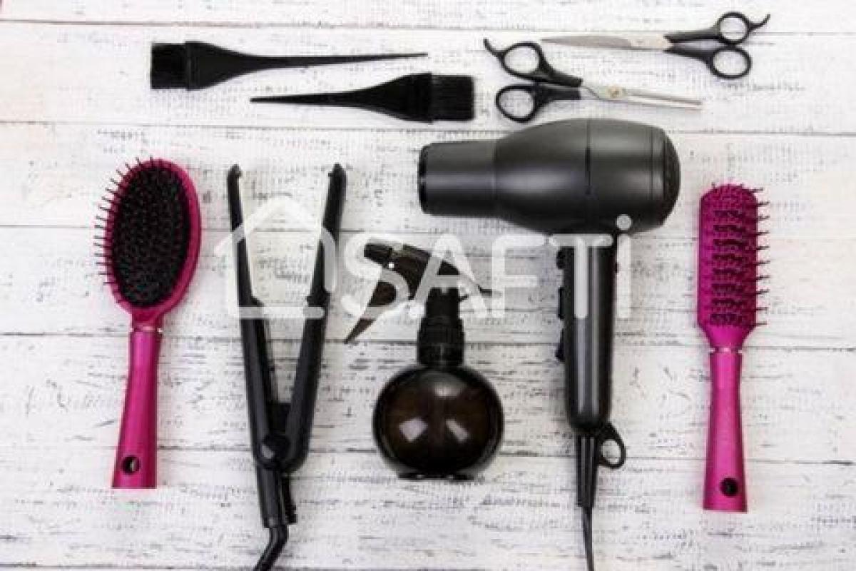  مكتب في Houdan, France 52متر مربع رقم 18393