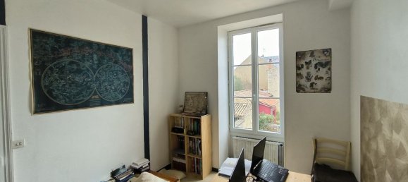 3 bedrooms House in Niort, France No. 102937 9