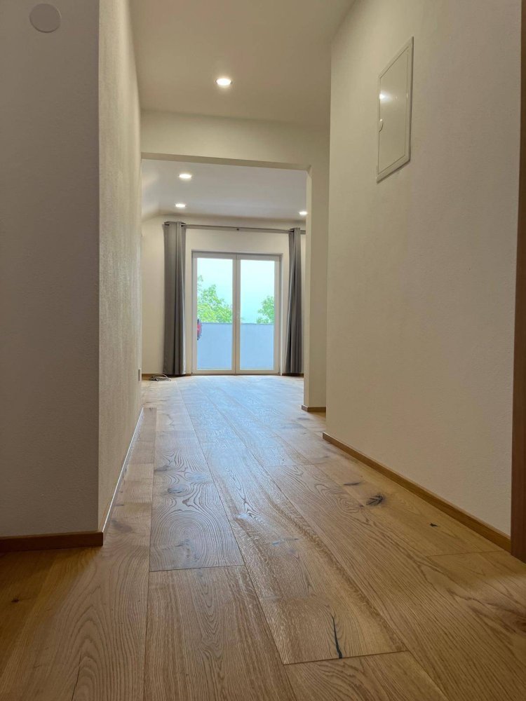 Дуплекс с 6 комнатами в Мархтренк, Австрия № 192816