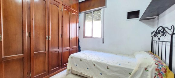Apartamento de 4 dormitorios en Estepona, Spain No. 185327 9