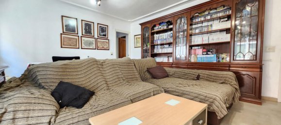 Apartamento de 4 dormitorios en Estepona, Spain No. 185327 4
