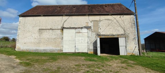 3 bedrooms House in Nogent-le-Rotrou, France No. 68806 4