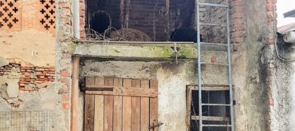 3 rooms House in Castel Rozzone, Italy No. 147659 5