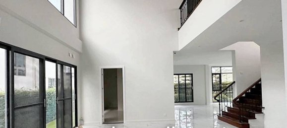 4 bedrooms Cafe / restaurant in Bangkok, Thailand No. 22051 7