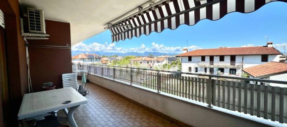 Квартира с 3 спальнями в Удине, Италия № 376553 2