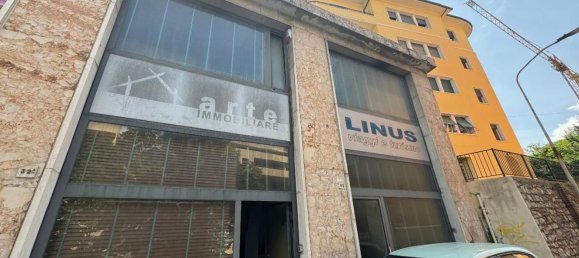 122m² Office in Perugia, Italy No. 168288 2