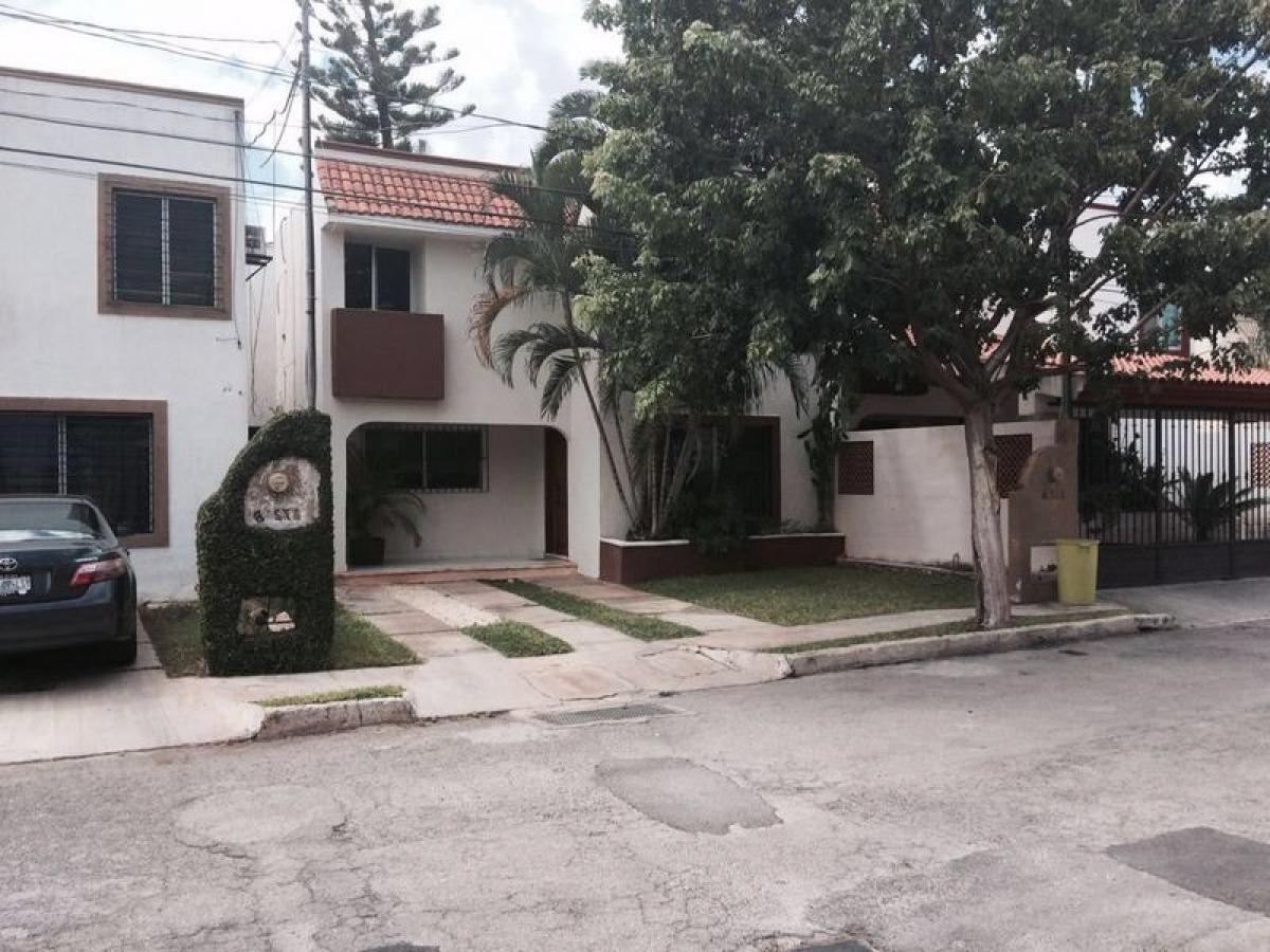 4 bedrooms House in Yucatan, Mexico No. 165456