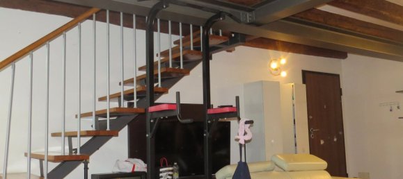 6 rooms Duplex in Udine, Italy No. 94692 4
