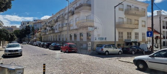 3 bedrooms Duplex in Costa da Caparica, Portugal No. 30523 5