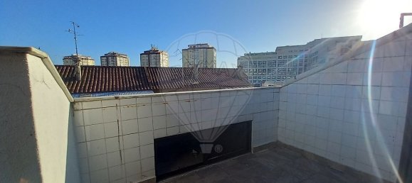 3 bedrooms Duplex in Costa da Caparica, Portugal No. 30523 35