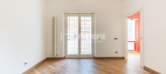 3غرفة شقة في Rome, Italy رقم 14791 10