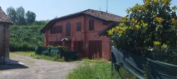 5 rooms Villa in Modena, Italy No. 36357 4