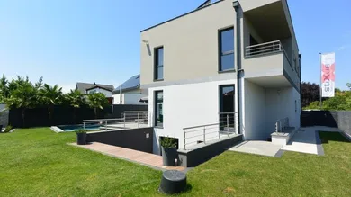 7غرفة فيلا في Neudorf, Austria رقم 217266