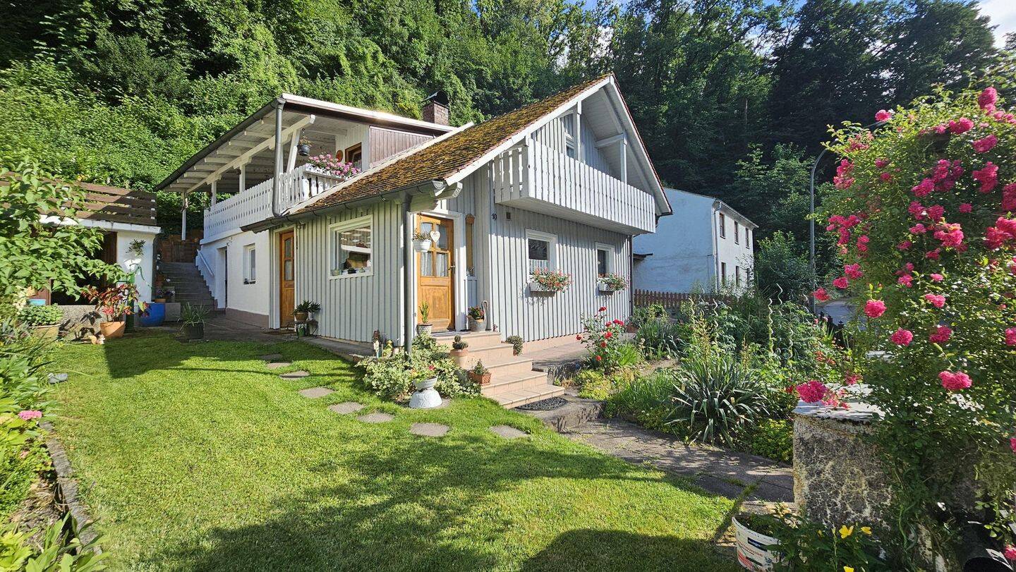 4 rooms House in Landshut, Germany No. 260091