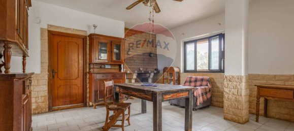 3 Schlafzimmer Haus in Valenzano, Italy, Nr. 90263 33