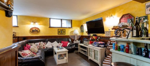 4 rooms Apartment in Bollate, Italy No. 58796 8