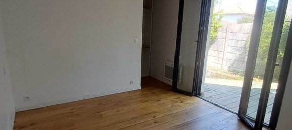 4 rooms House in Villenave-d'Ornon, France No. 325850 3