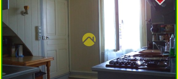 2 bedrooms Apartment in Neuvy-sur-Barangeon, France No. 226749 4