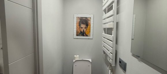 40m² Commercial property in Santander, Spain No. 188488 4