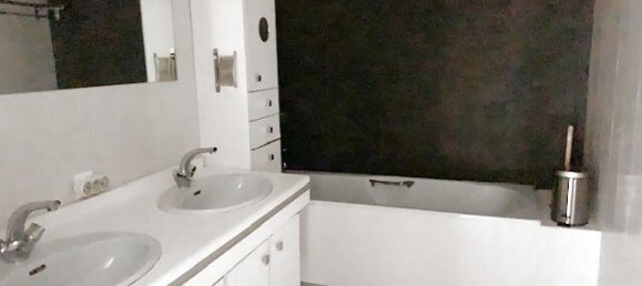 Apartamento de 3 dormitorios en Pontivy, France No. 40780 6