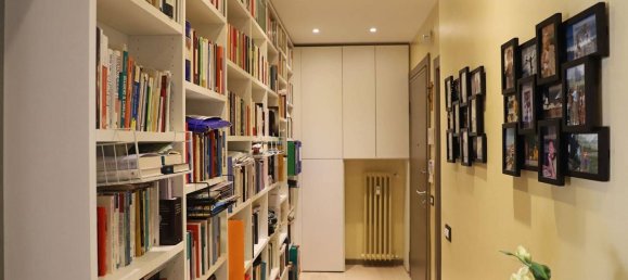 3 rooms Apartment in Parma, Italy No. 298919 2